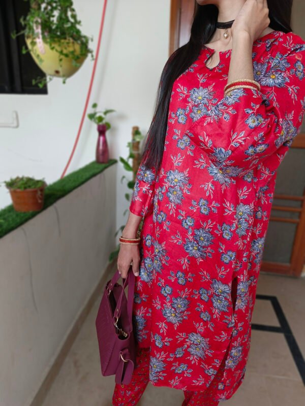 Floral Printed 2 Piece Suit - Image 9