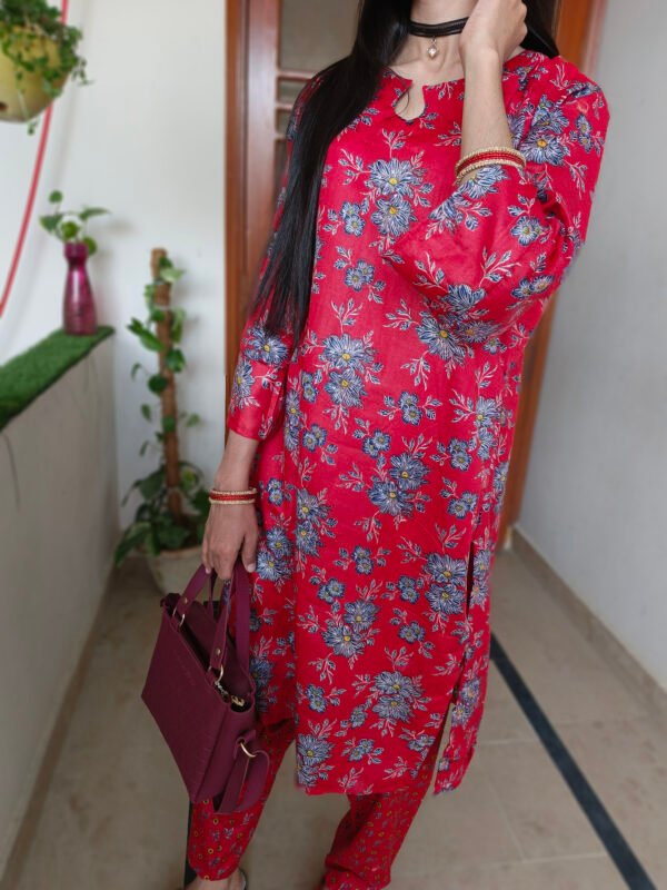 Floral Printed 2 Piece Suit - Image 8