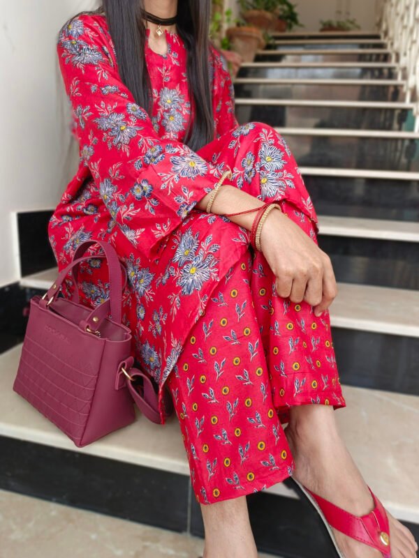 Floral Printed 2 Piece Suit - Image 3